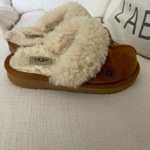 Ugg scuff slippers size 13